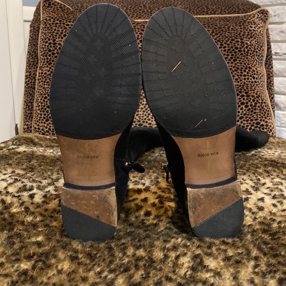 Dolce Vita Neely Black Suede Boots - Picture 3 of 4